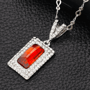 Red Queen Necklace