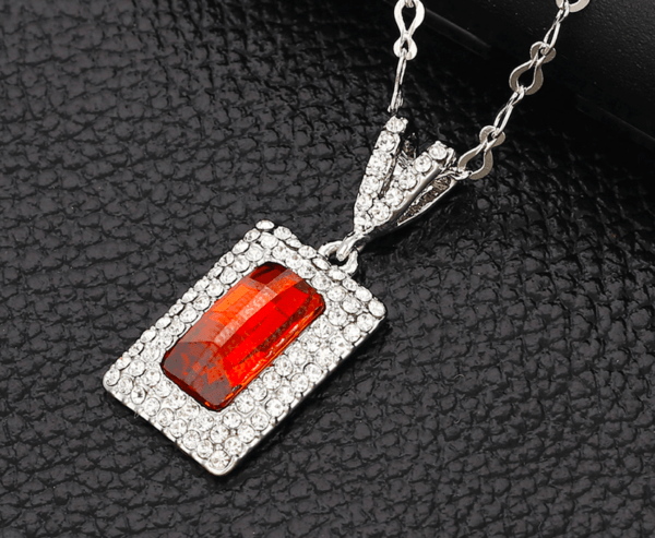 Red Queen Necklace