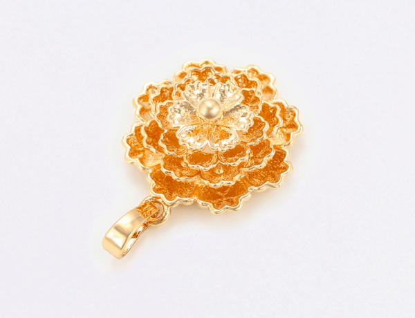 Fleur D'or Pendant