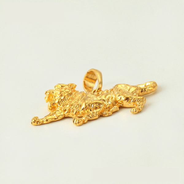 Tigre Gold Pendant