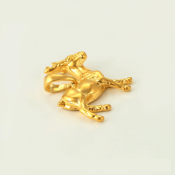 Petite Biche Gold Pendant