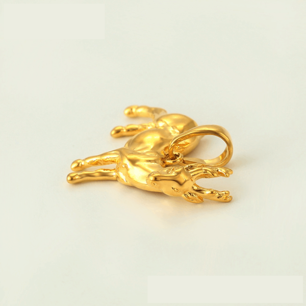 Petite Biche Gold Pendant