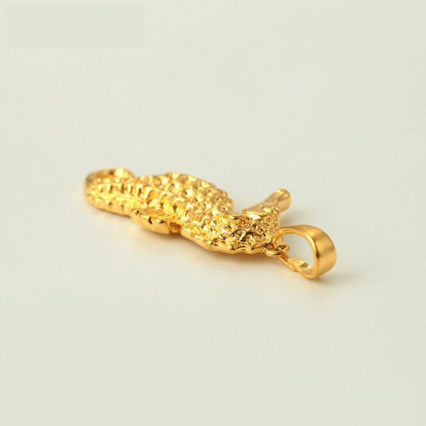 Seahorse Gold Pendant