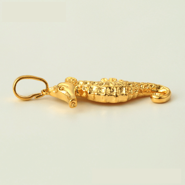 Seahorse Gold Pendant